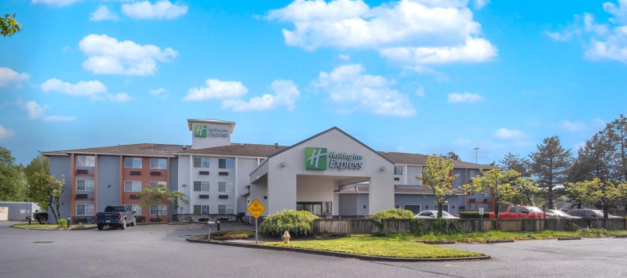 Holiday Inn Express Portland East - Columbia Gorge By Ihg Траутдейл Екстериор снимка