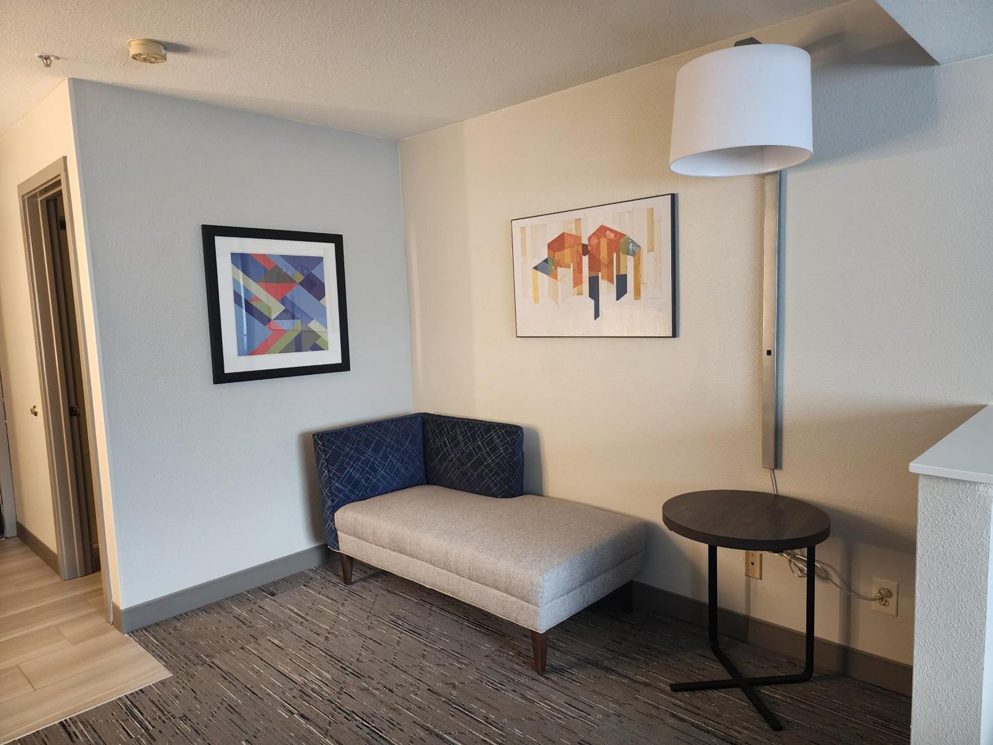 Holiday Inn Express Portland East - Columbia Gorge By Ihg Траутдейл Екстериор снимка