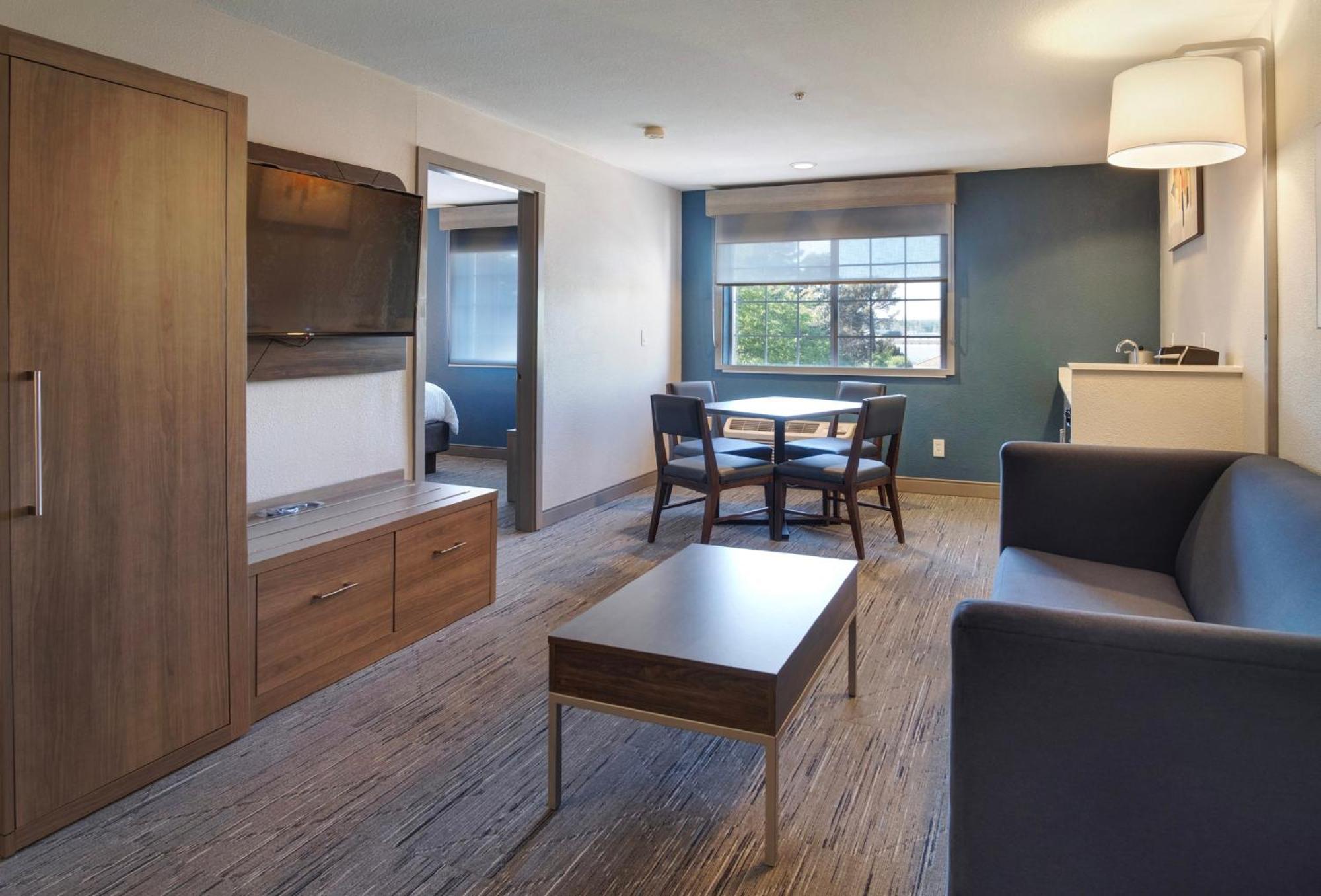 Holiday Inn Express Portland East - Columbia Gorge By Ihg Траутдейл Екстериор снимка