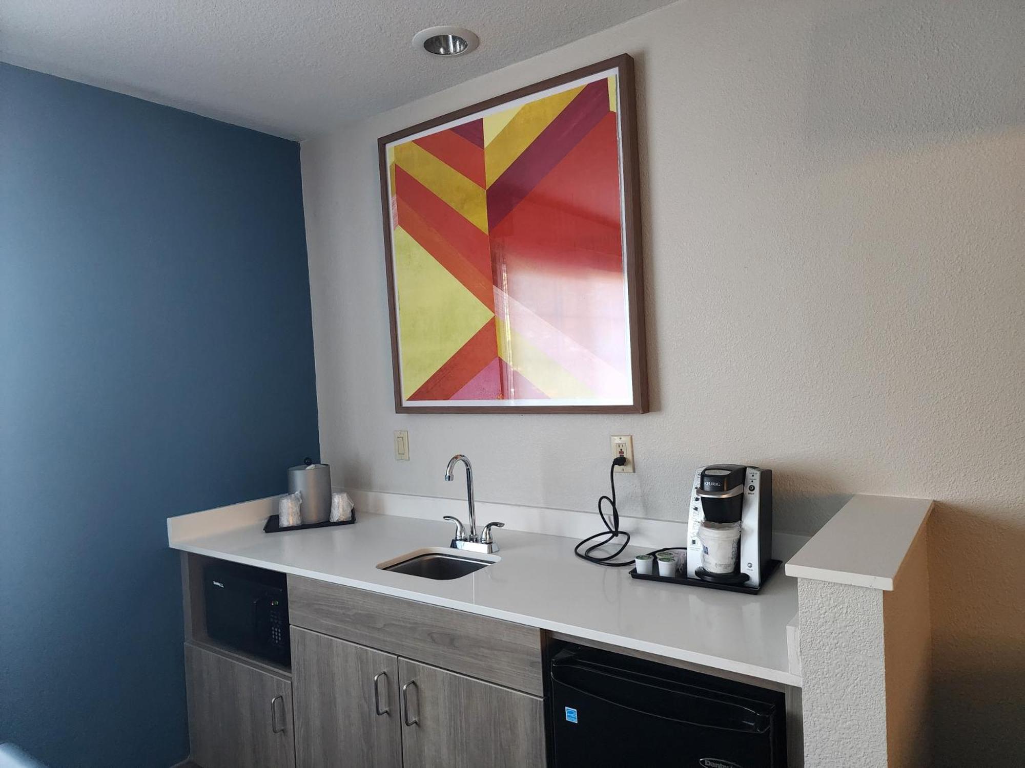 Holiday Inn Express Portland East - Columbia Gorge By Ihg Траутдейл Екстериор снимка