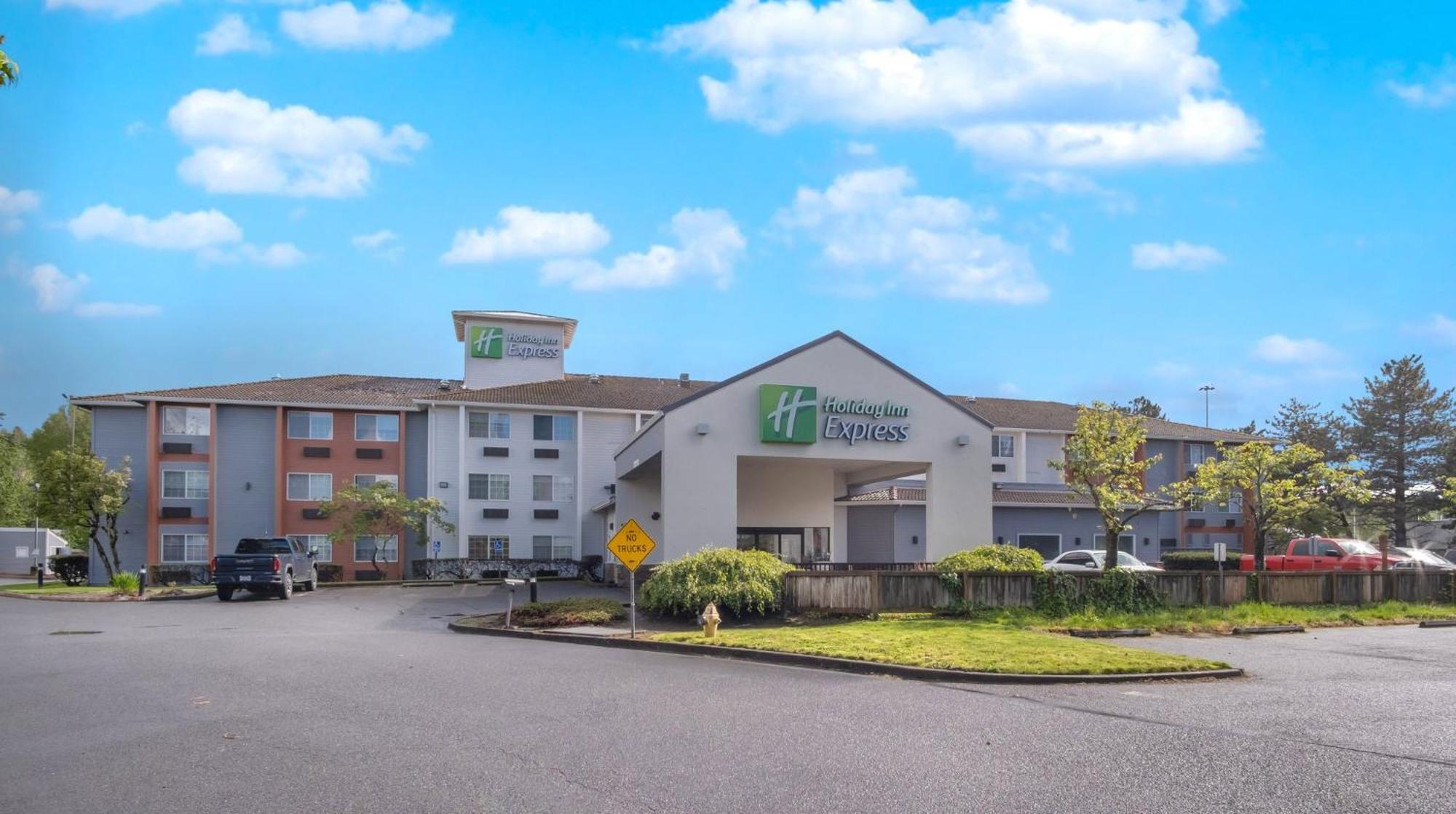 Holiday Inn Express Portland East - Columbia Gorge By Ihg Траутдейл Екстериор снимка