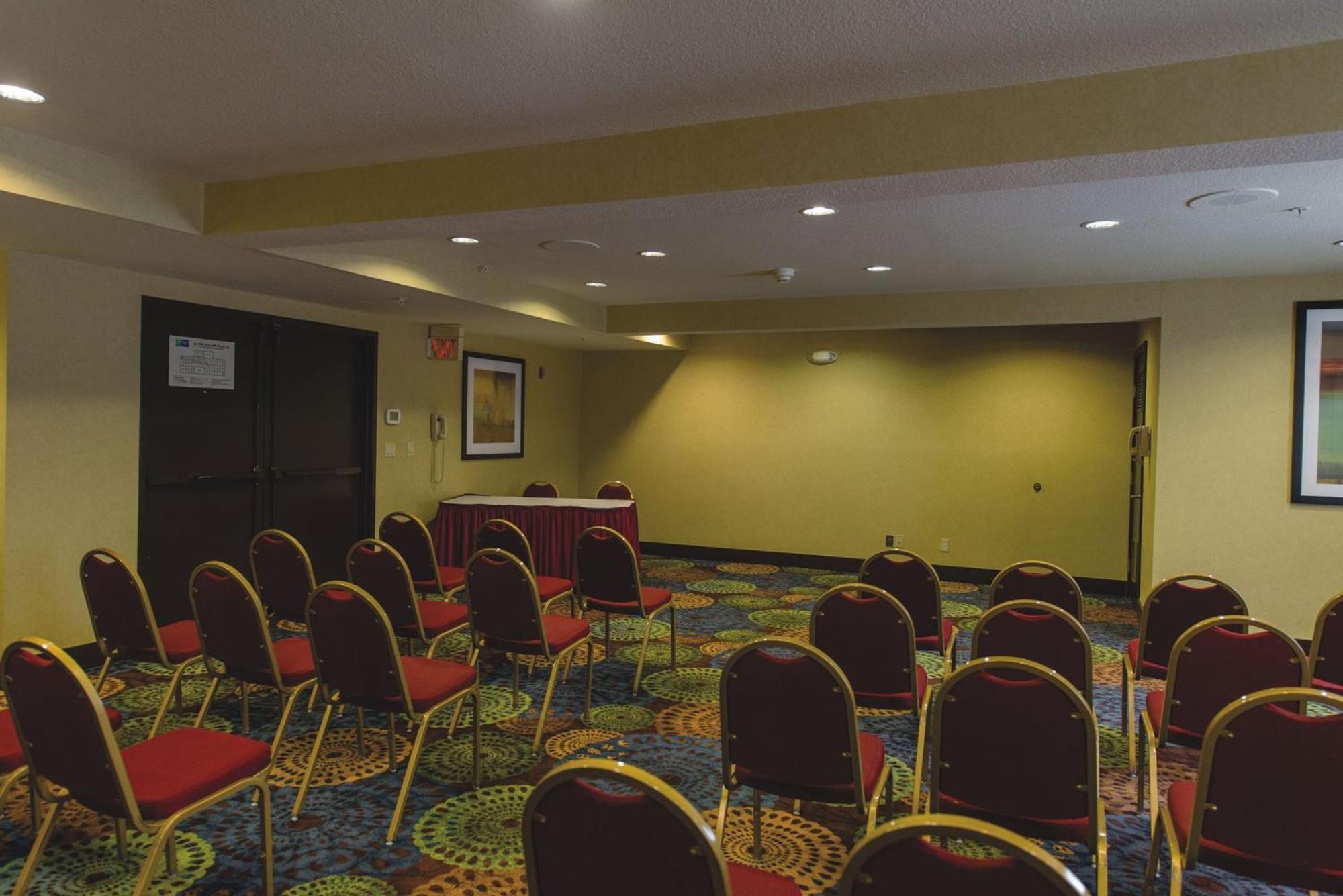 Holiday Inn Express Portland East - Columbia Gorge By Ihg Траутдейл Екстериор снимка